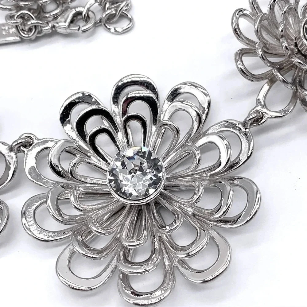 Kate Spade Oops a Daisy Silver Jeweled Necklace